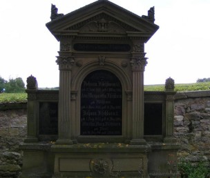 Ruhestätt der Familie Fischborn